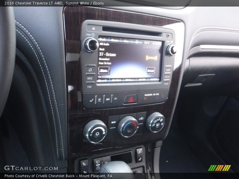 Summit White / Ebony 2016 Chevrolet Traverse LT AWD