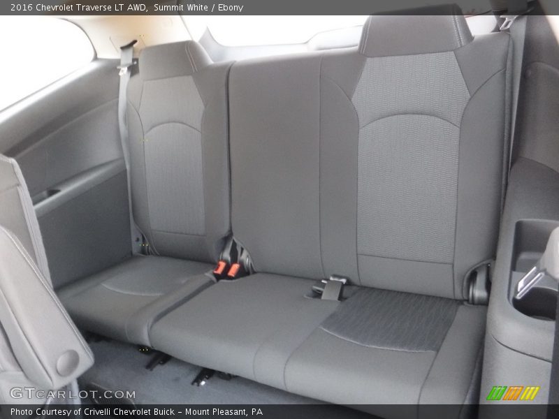 Summit White / Ebony 2016 Chevrolet Traverse LT AWD