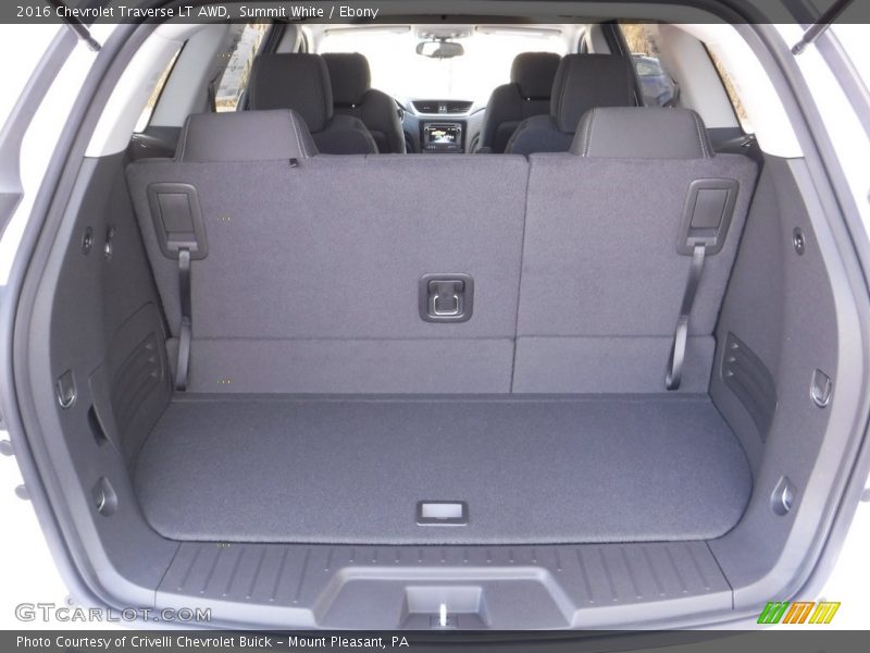Summit White / Ebony 2016 Chevrolet Traverse LT AWD