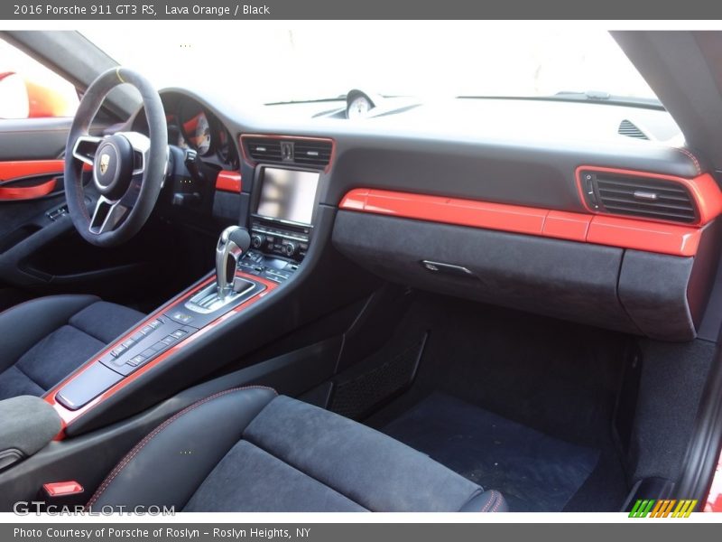 Dashboard of 2016 911 GT3 RS