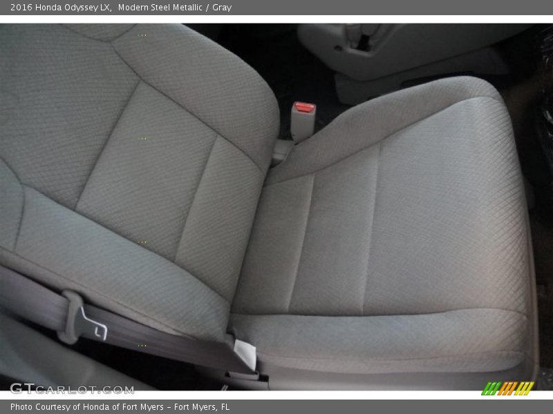 Modern Steel Metallic / Gray 2016 Honda Odyssey LX