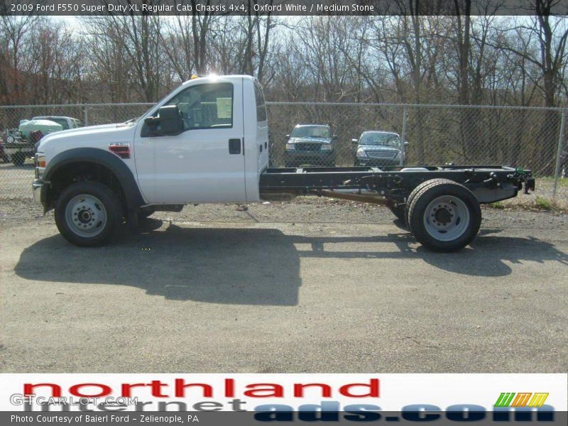 Oxford White / Medium Stone 2009 Ford F550 Super Duty XL Regular Cab Chassis 4x4