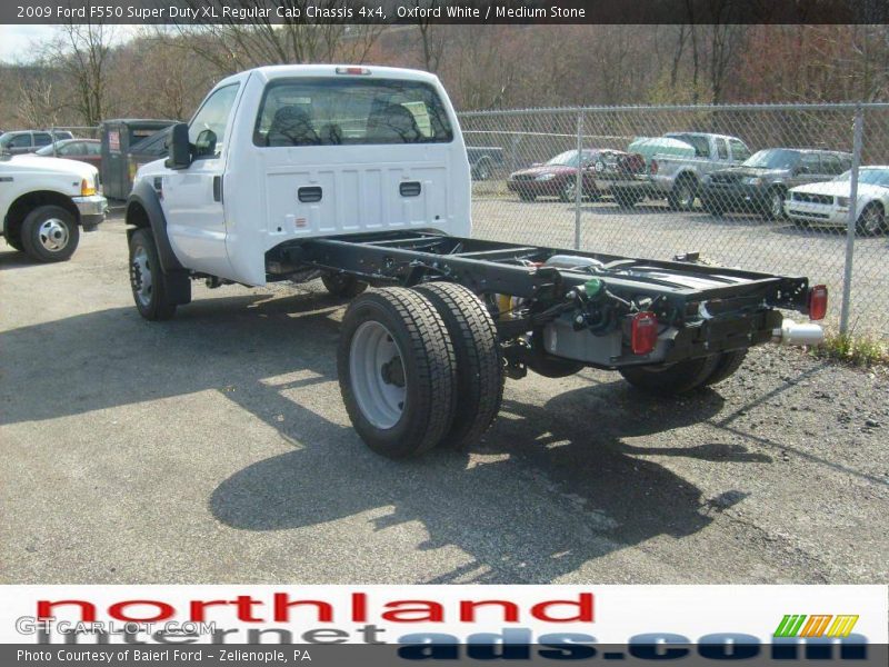 Oxford White / Medium Stone 2009 Ford F550 Super Duty XL Regular Cab Chassis 4x4