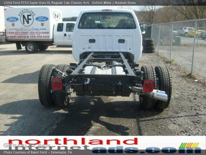 Oxford White / Medium Stone 2009 Ford F550 Super Duty XL Regular Cab Chassis 4x4