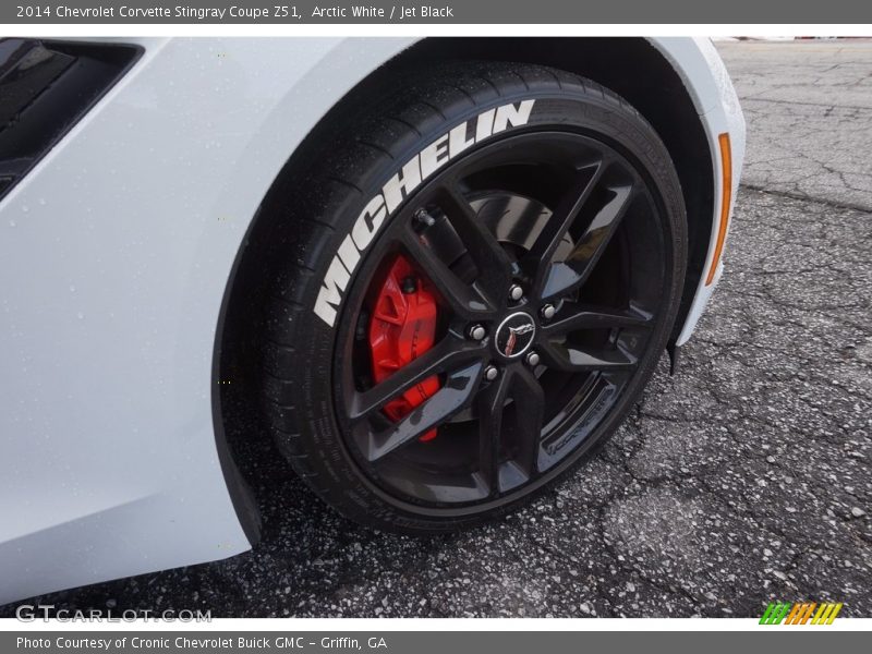 Arctic White / Jet Black 2014 Chevrolet Corvette Stingray Coupe Z51