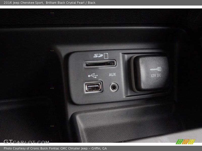 Brilliant Black Crystal Pearl / Black 2016 Jeep Cherokee Sport