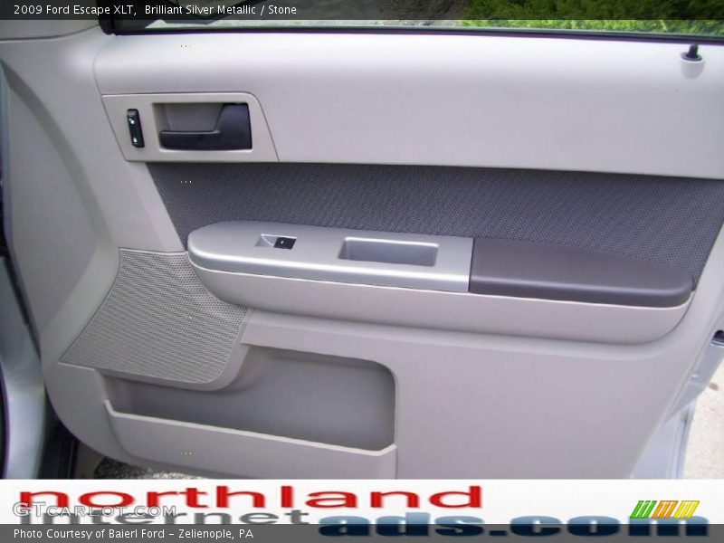 Brilliant Silver Metallic / Stone 2009 Ford Escape XLT