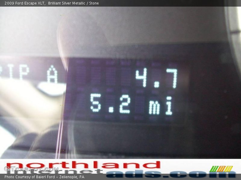 Brilliant Silver Metallic / Stone 2009 Ford Escape XLT