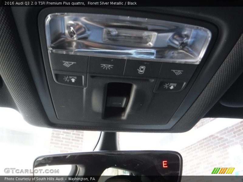 Florett Silver Metallic / Black 2016 Audi Q3 2.0 TSFI Premium Plus quattro
