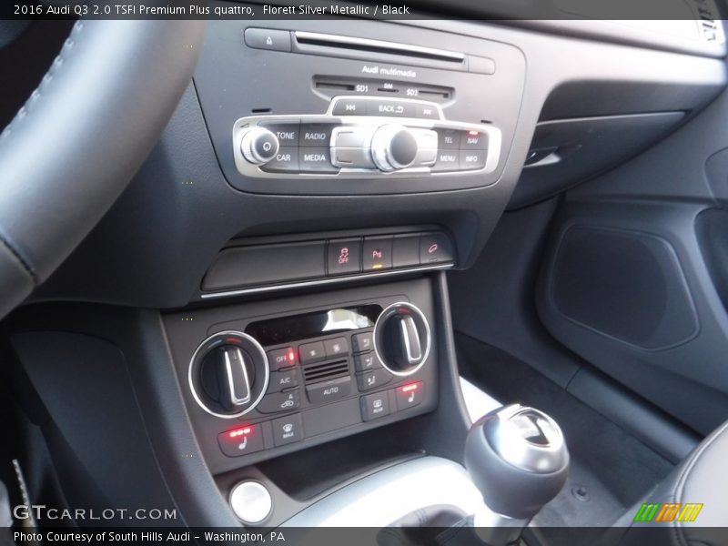 Florett Silver Metallic / Black 2016 Audi Q3 2.0 TSFI Premium Plus quattro