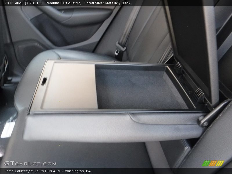 Florett Silver Metallic / Black 2016 Audi Q3 2.0 TSFI Premium Plus quattro