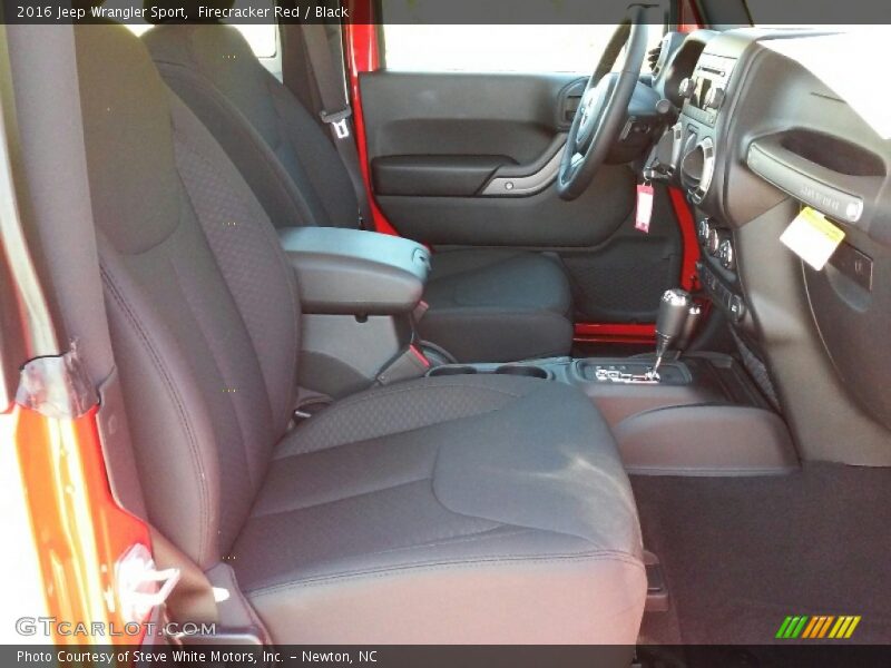 Firecracker Red / Black 2016 Jeep Wrangler Sport