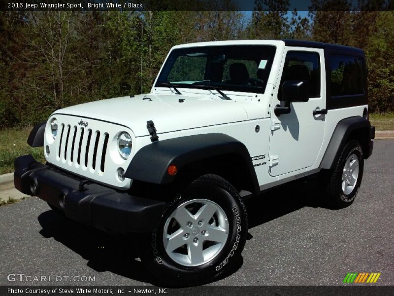 Bright White / Black 2016 Jeep Wrangler Sport