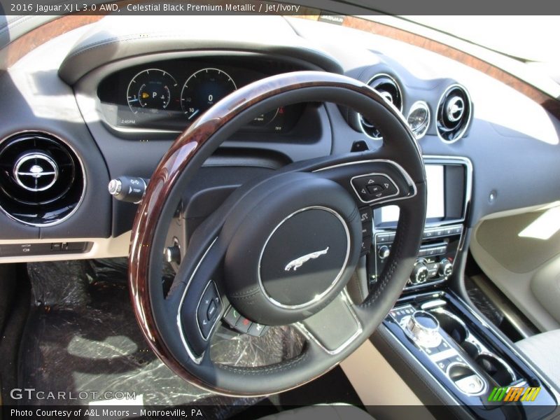 Celestial Black Premium Metallic / Jet/Ivory 2016 Jaguar XJ L 3.0 AWD