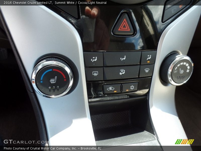 Summit White / Cocoa/Light Neutral 2016 Chevrolet Cruze Limited LT