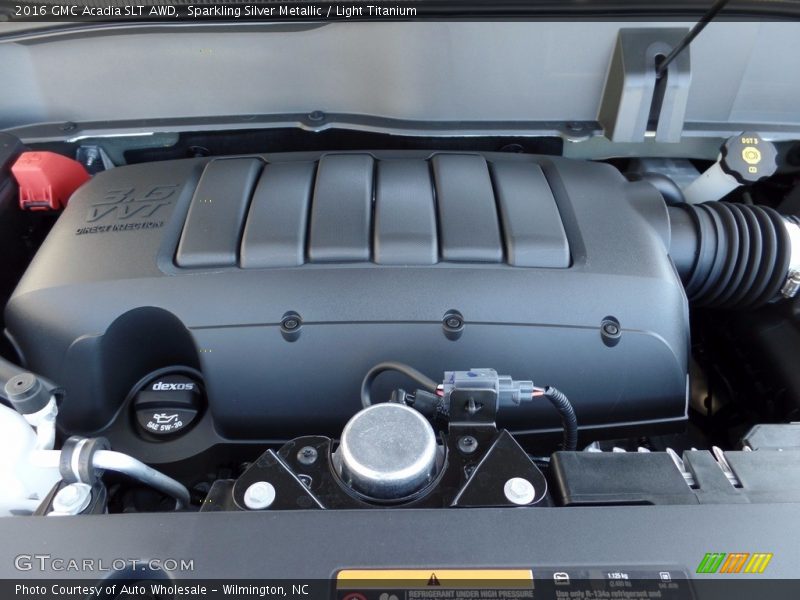 Sparkling Silver Metallic / Light Titanium 2016 GMC Acadia SLT AWD