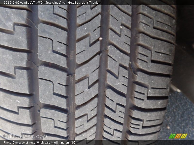 Sparkling Silver Metallic / Light Titanium 2016 GMC Acadia SLT AWD