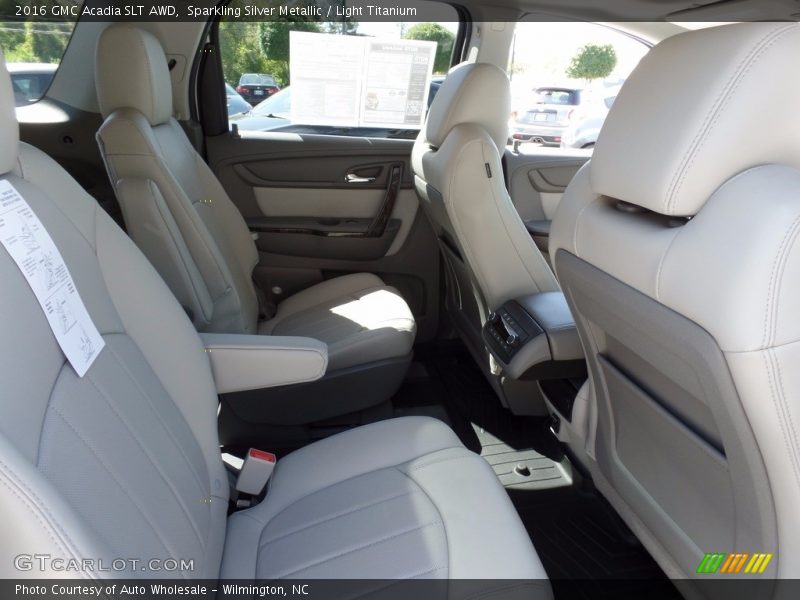 Sparkling Silver Metallic / Light Titanium 2016 GMC Acadia SLT AWD