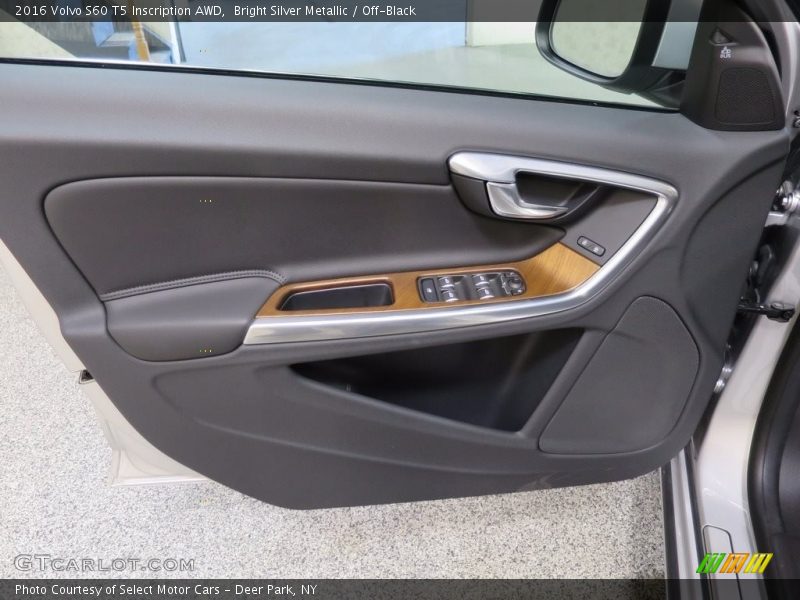Door Panel of 2016 S60 T5 Inscription AWD