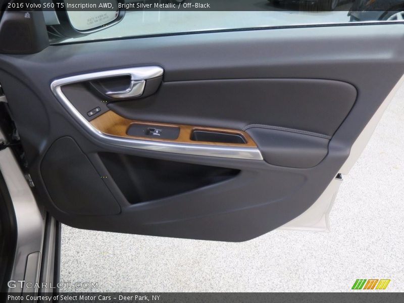 Door Panel of 2016 S60 T5 Inscription AWD