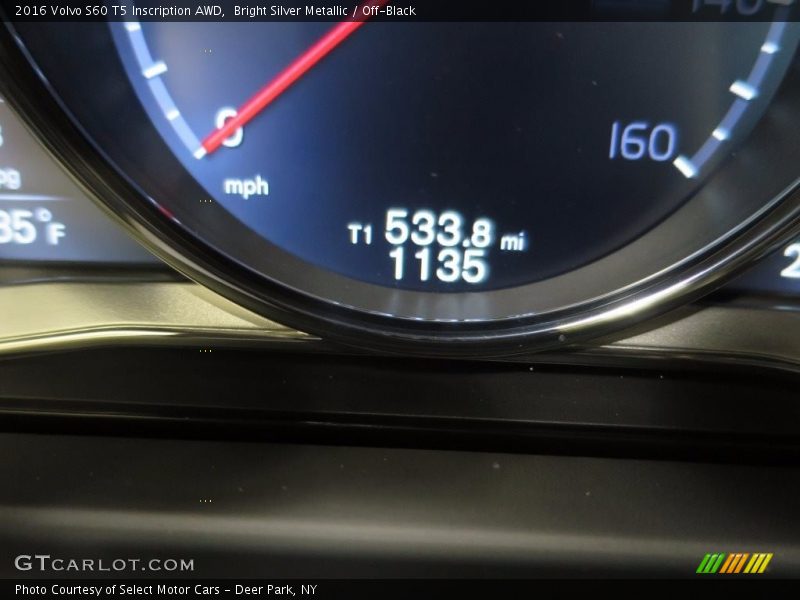 Bright Silver Metallic / Off-Black 2016 Volvo S60 T5 Inscription AWD