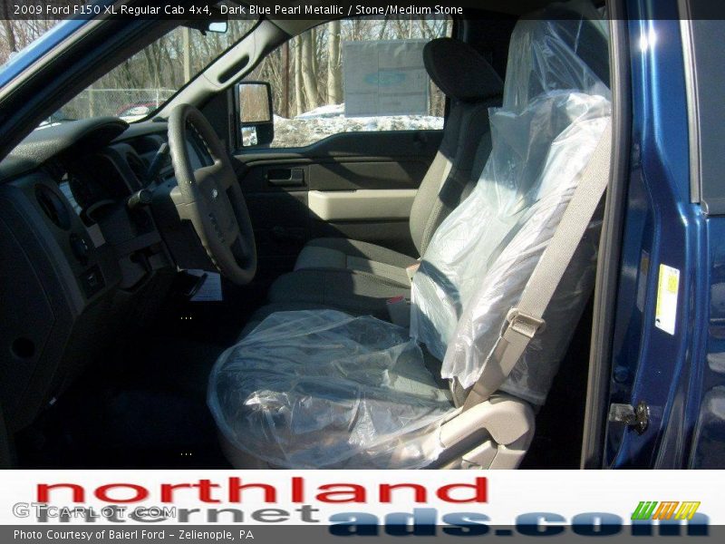 Dark Blue Pearl Metallic / Stone/Medium Stone 2009 Ford F150 XL Regular Cab 4x4