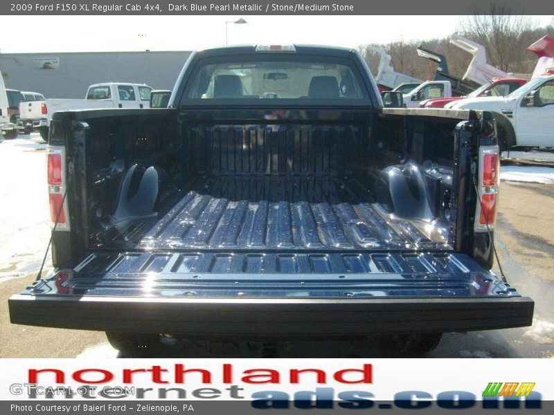 Dark Blue Pearl Metallic / Stone/Medium Stone 2009 Ford F150 XL Regular Cab 4x4