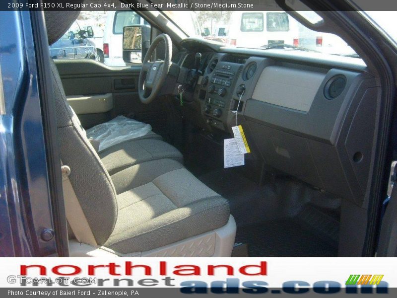 Dark Blue Pearl Metallic / Stone/Medium Stone 2009 Ford F150 XL Regular Cab 4x4