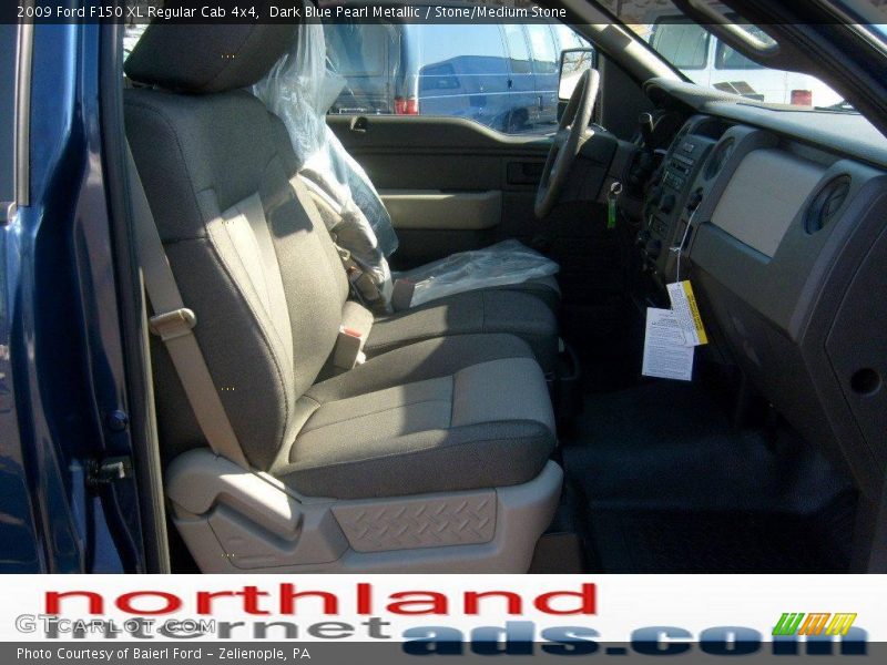 Dark Blue Pearl Metallic / Stone/Medium Stone 2009 Ford F150 XL Regular Cab 4x4