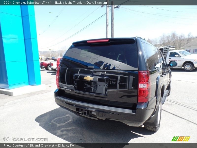 Black / Light Titanium/Dark Titanium 2014 Chevrolet Suburban LT 4x4