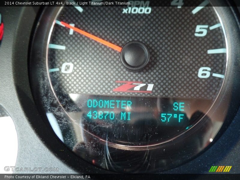Black / Light Titanium/Dark Titanium 2014 Chevrolet Suburban LT 4x4