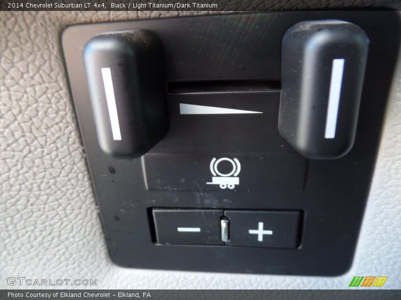 Black / Light Titanium/Dark Titanium 2014 Chevrolet Suburban LT 4x4