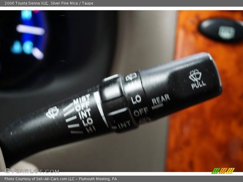 Silver Pine Mica / Taupe 2006 Toyota Sienna XLE
