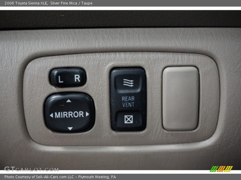 Silver Pine Mica / Taupe 2006 Toyota Sienna XLE