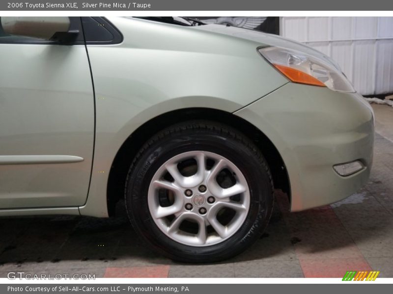Silver Pine Mica / Taupe 2006 Toyota Sienna XLE