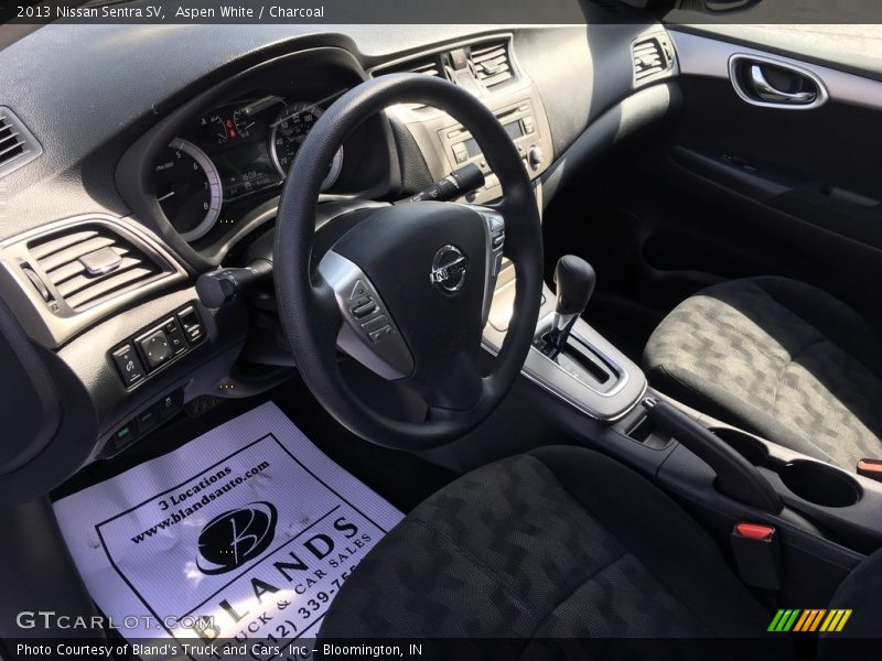 Aspen White / Charcoal 2013 Nissan Sentra SV