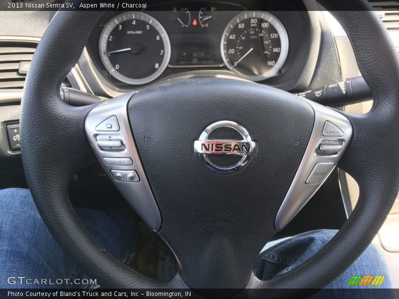 Aspen White / Charcoal 2013 Nissan Sentra SV