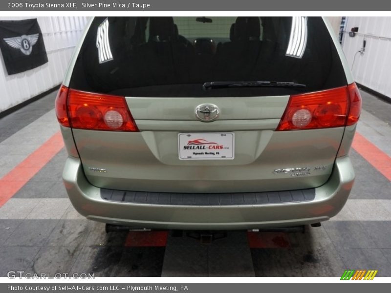 Silver Pine Mica / Taupe 2006 Toyota Sienna XLE