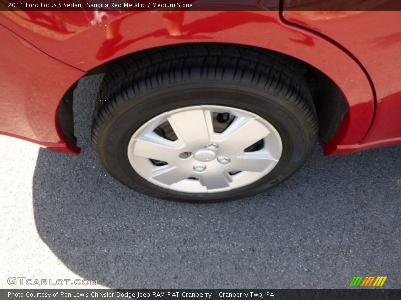 Sangria Red Metallic / Medium Stone 2011 Ford Focus S Sedan