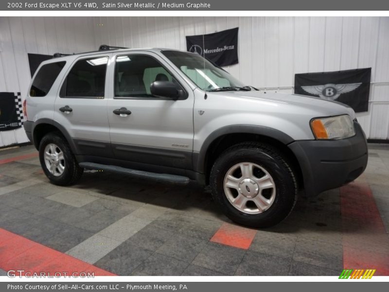 Satin Silver Metallic / Medium Graphite 2002 Ford Escape XLT V6 4WD