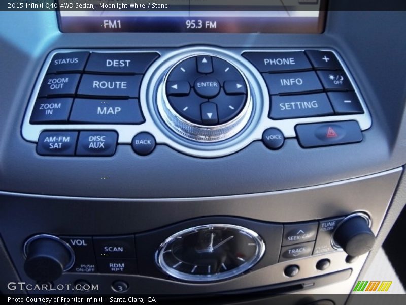Controls of 2015 Q40 AWD Sedan