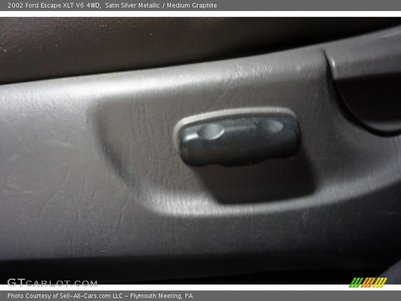 Satin Silver Metallic / Medium Graphite 2002 Ford Escape XLT V6 4WD
