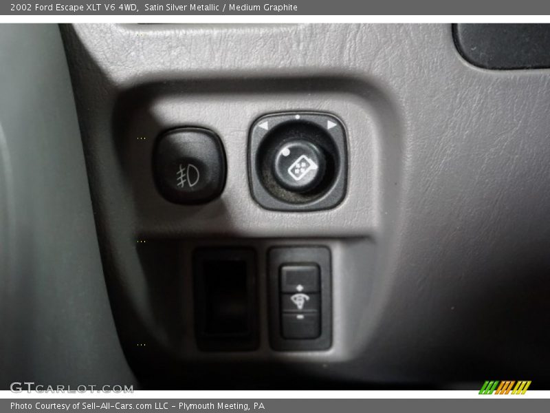 Satin Silver Metallic / Medium Graphite 2002 Ford Escape XLT V6 4WD