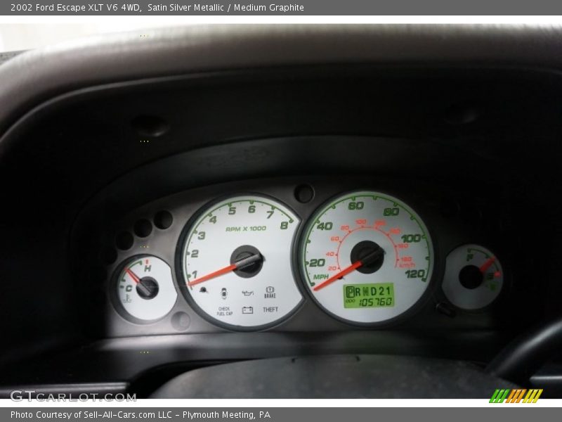 Satin Silver Metallic / Medium Graphite 2002 Ford Escape XLT V6 4WD