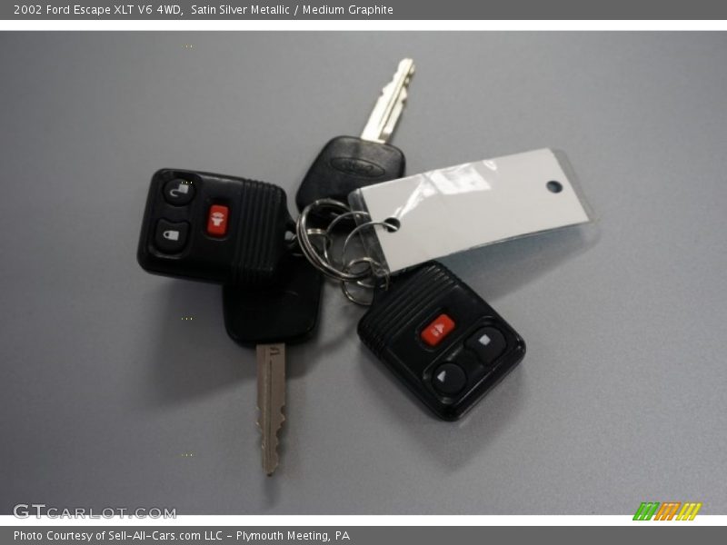Satin Silver Metallic / Medium Graphite 2002 Ford Escape XLT V6 4WD
