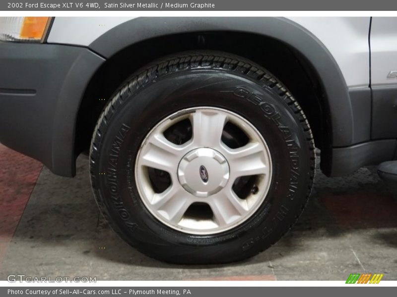 Satin Silver Metallic / Medium Graphite 2002 Ford Escape XLT V6 4WD