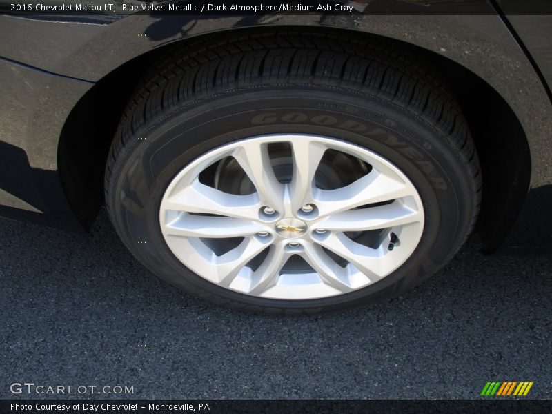 Blue Velvet Metallic / Dark Atmosphere/Medium Ash Gray 2016 Chevrolet Malibu LT