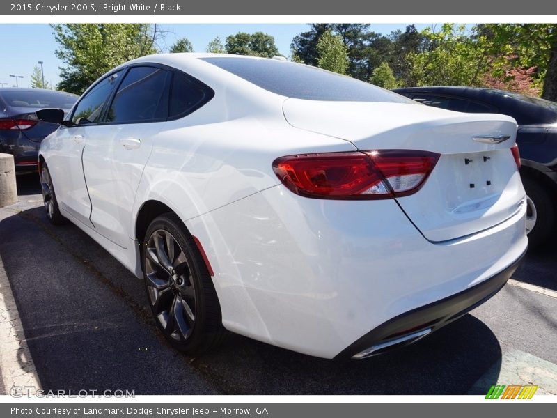 Bright White / Black 2015 Chrysler 200 S