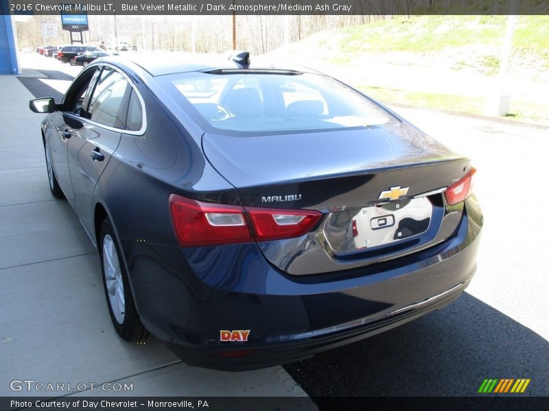 Blue Velvet Metallic / Dark Atmosphere/Medium Ash Gray 2016 Chevrolet Malibu LT