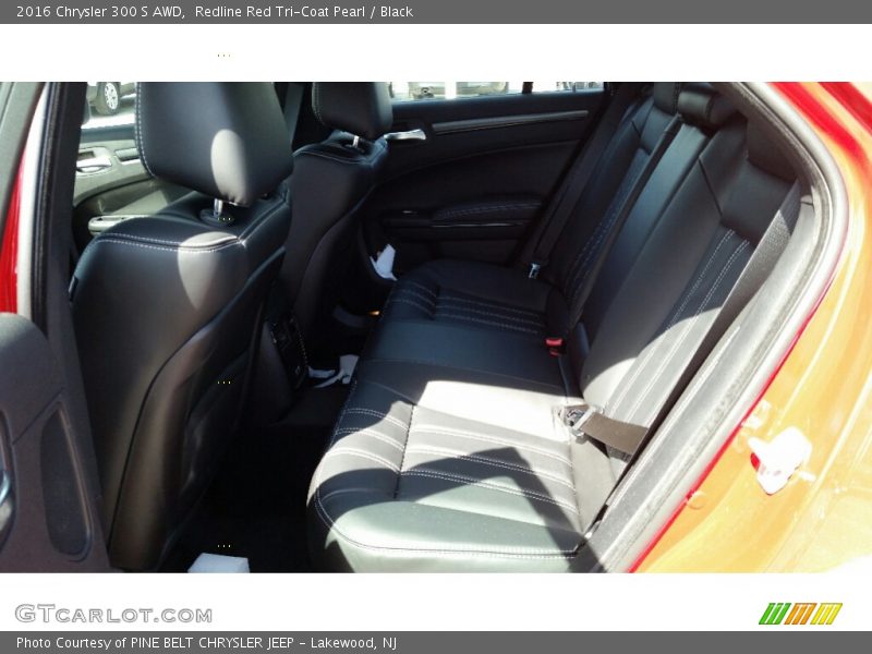 Redline Red Tri-Coat Pearl / Black 2016 Chrysler 300 S AWD